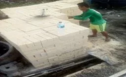 Batu kumbung Muat